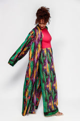 ALBANA New York wide leg pants in a colorful striped pattern with an elastic waist, paired with a matching duster.