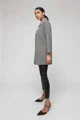 ALBANA New York Nadia oversized jacquard jacket in black and white geometric pattern, polyester and cotton blend.