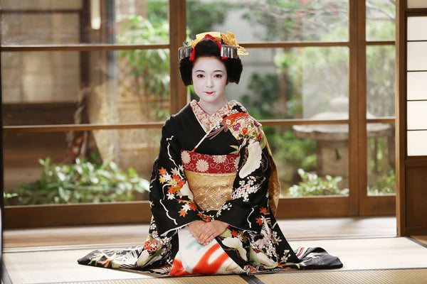 Kim Kardashion Kimono Faux Pas!